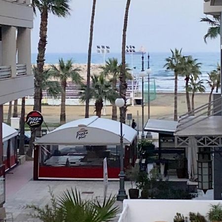 Larnaca Beach Apartment ภายนอก รูปภาพ